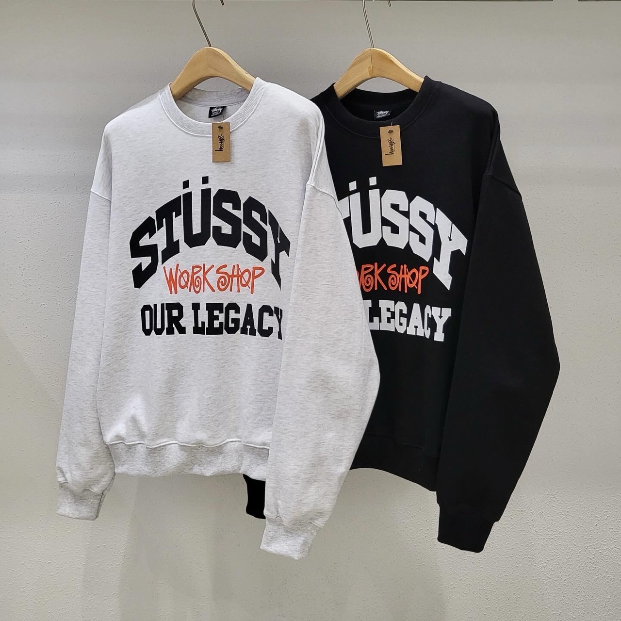 스투*(Stussy) X 아워레** (Our Legacy) 워크샵 컬리지에이트 크루넥 맨투맨